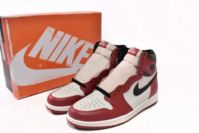 Lost 1 Jordan and Found Retro High DZ5485-612 Chicago OG 0814